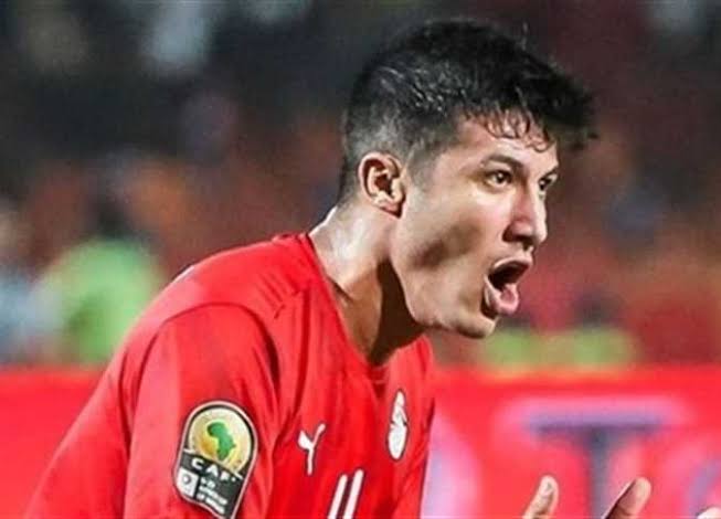 الإصابات تضرب الأهلى وبيراميدز.. أسامة جلال كسر في الساق وعمرو الجزار صليبي